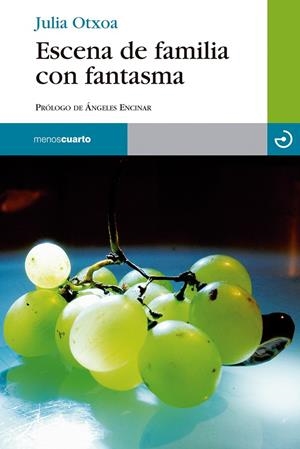 ESCENA DE FAMILIA CON FANTASMA | 9788415740087 | OTXOA, JULIA
