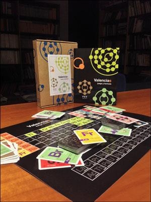 VALENCIAS. JUEGA Y FORMULA | 9788491345466 | VARIOS AUTORES