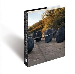 CLAUDI CASANOVAS CERÀMIQUES 1975-2015 | 9788494110184 | VÀZQUEZ RAMIO, EVA / PUIG CASTELLANO, JORDI