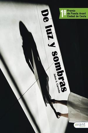 DE LUZ Y SOMBRAS | 9788418148569 | CARREÑO, JULEN