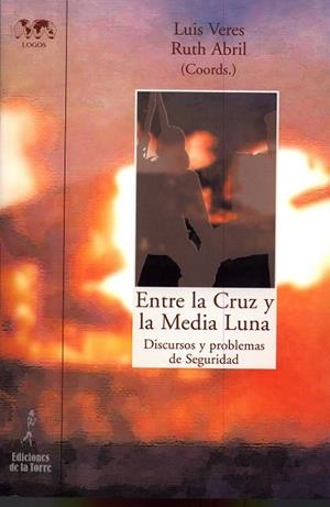 ENTRE LA CRUZ Y LA MEDIA LUNA | 9788479603854 | AUTORES, VARIOS
