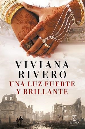 LUZ FUERTE Y BRILLANTE, UNA | 9788467065824 | RIVERO, VIVIANA