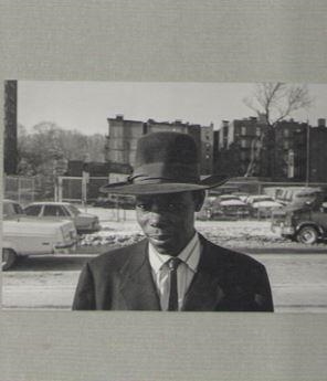 JOSE ANTONIO CARRERA. EN MEDIO DEL TIEMPO | 9788445138250 | CARRERA, JOSE ANTONIO