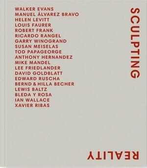 SCULPTING REALITY | 9788417769796 | VARIOS AUTORES