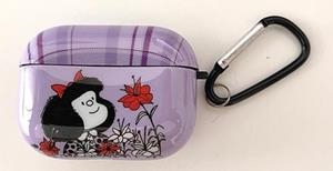 FUNDA AIRPODS PRO VIOLETA MAFALDA | 8582700066620 | QUINO