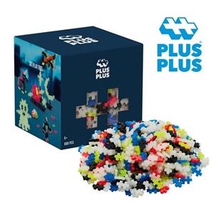 CUBO DE PIEZAS: BRILLA EN LA OSCURIDAD 600 PCS | 5710409109147