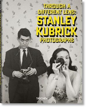 STANLEY KUBRICK PHOTOGRAPHS. THROUGH A DIFFERENT LENS | 9783836595421 | SANTE, LUCY
